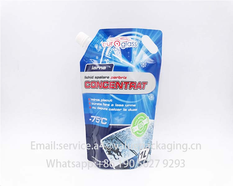 105-1liter-spout-bag-for-washer-fluids-with-great-standing-effect-when-filled
