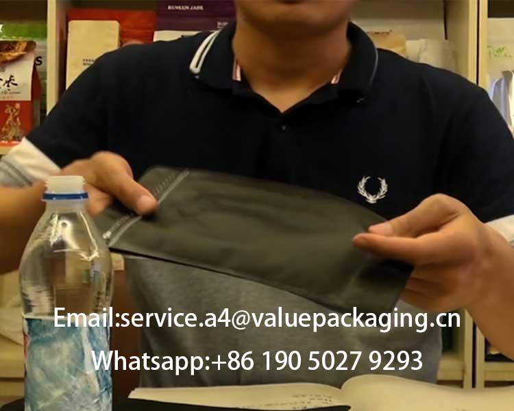 哑光膜擦过乙酸乙酯后效果